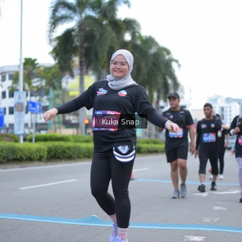 Runner Photo 3787930