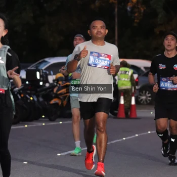 Runner Photo 3788129