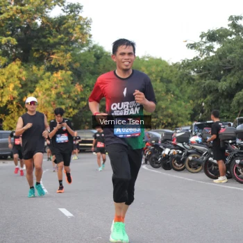 Runner Photo 3788278
