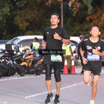 Runner Photo 3788344