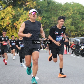 Runner Photo 3788352