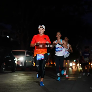Runner Photo 3788478