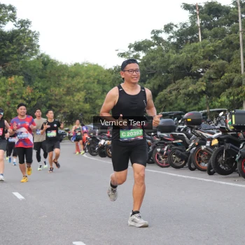 Runner Photo 3788792
