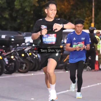 Runner Photo 3788865