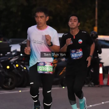 Runner Photo 3789158