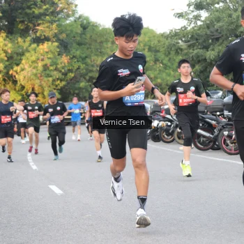 Runner Photo 3789196