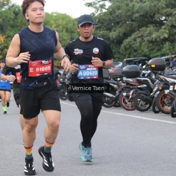 Runner Photo 3789218