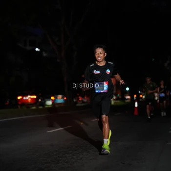 Runner Photo 3789275