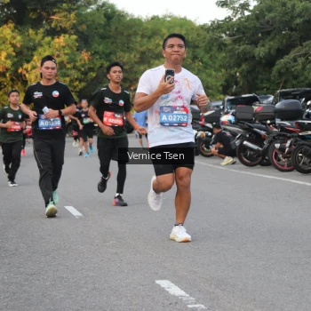 Runner Photo 3789420