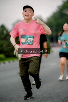 Runner Photo 3789546