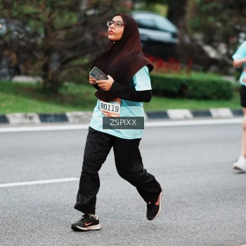 Runner Photo 3789659