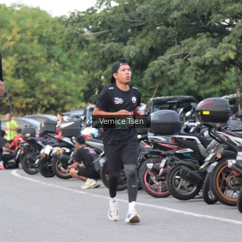 Runner Photo 3789661
