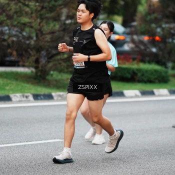 Runner Photo 3789675