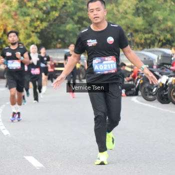 Runner Photo 3789712
