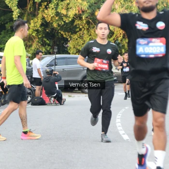 Runner Photo 3789785