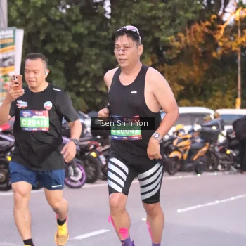 Runner Photo 3789847