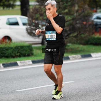Runner Photo 3789854