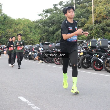 Runner Photo 3789967