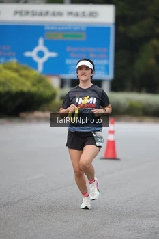 Runner Photo 3789990