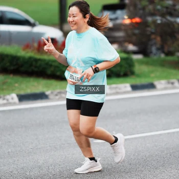 Runner Photo 3790005