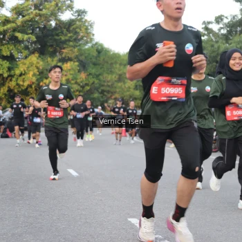 Runner Photo 3790030