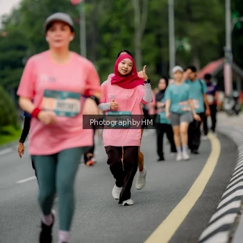 Runner Photo 3790046