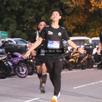 Runner Photo 3790111