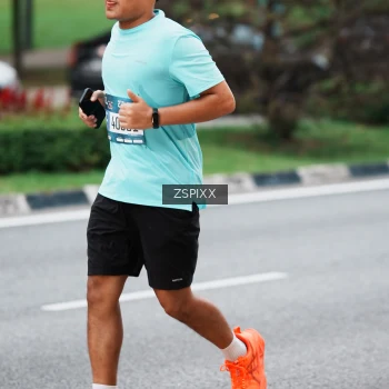 Runner Photo 3790185