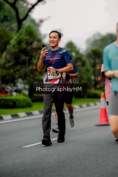 Runner Photo 3790246