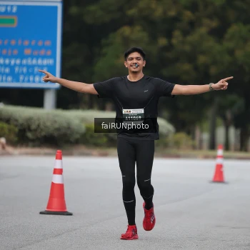 Runner Photo 3790373