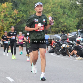 Runner Photo 3790394