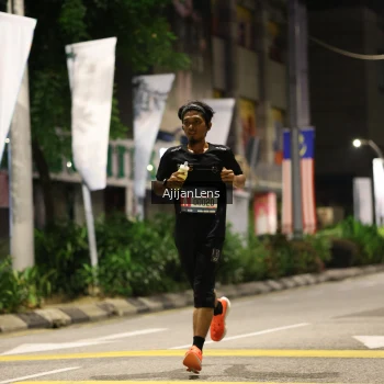 Runner Photo 3790475