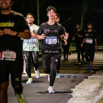 Runner Photo 3790479