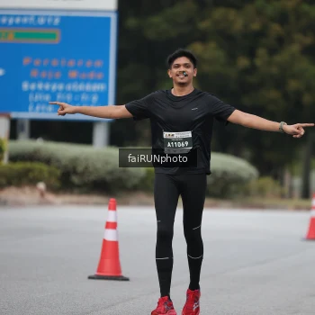 Runner Photo 3790540