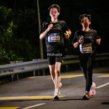 Runner Photo 3790546