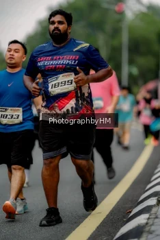 Runner Photo 3790559