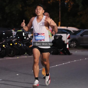 Runner Photo 3790565