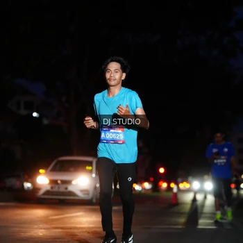 Runner Photo 3790621