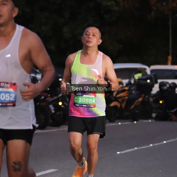 Runner Photo 3790657