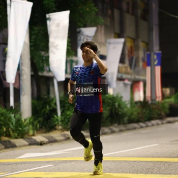 Runner Photo 3790675