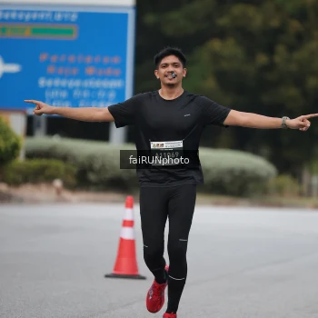 Runner Photo 3790710