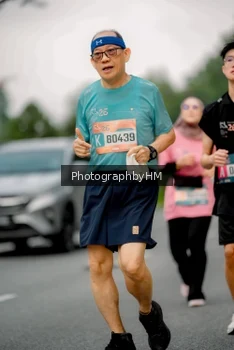 Runner Photo 3790717
