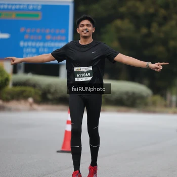 Runner Photo 3790755