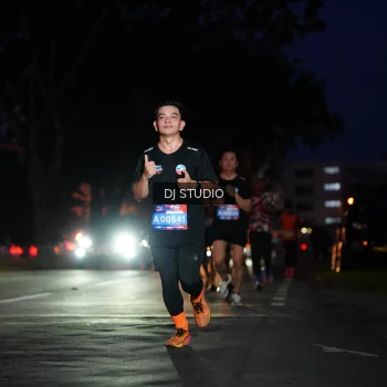 Runner Photo 3790771
