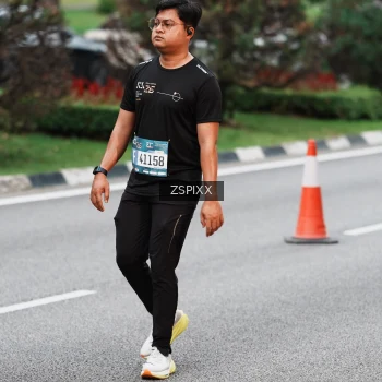 Runner Photo 3790790