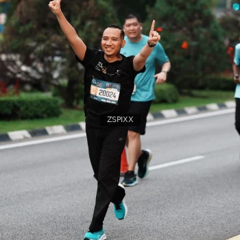Runner Photo 3790817