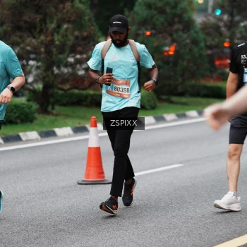 Runner Photo 3790861