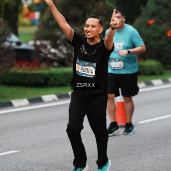 Runner Photo 3790871