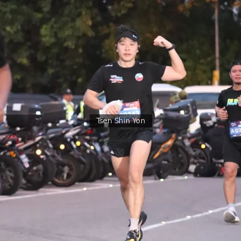 Runner Photo 3790873