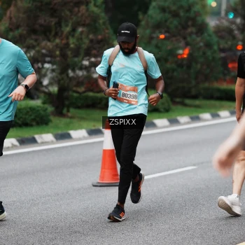 Runner Photo 3790892